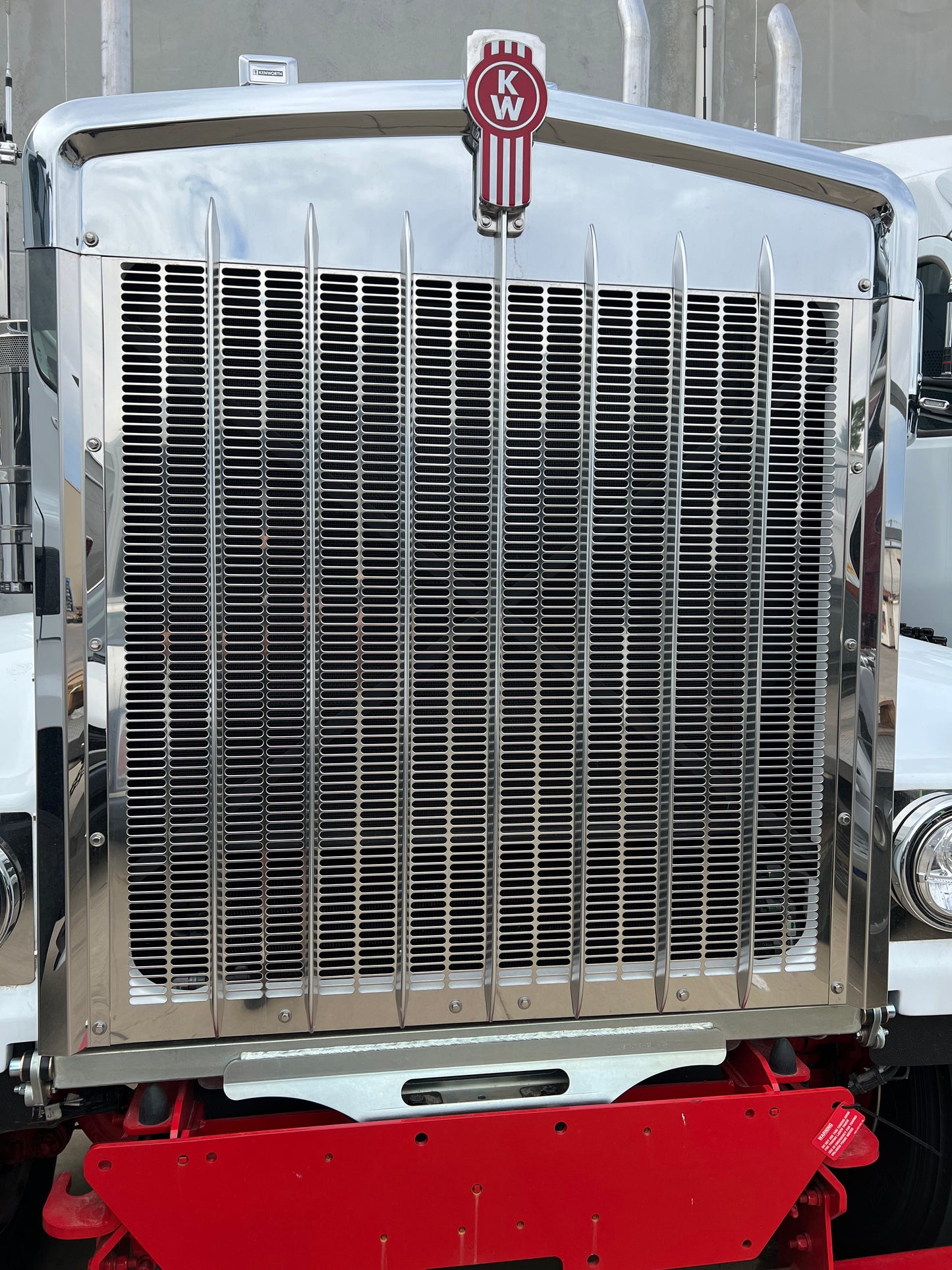 KENWORTH Grill Bars - TAKE OFF